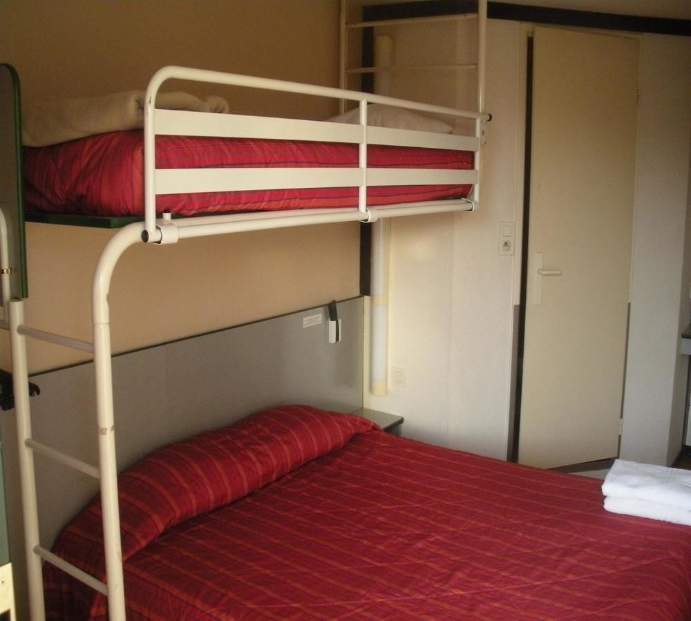 Premiere Classe Évreux Exterior foto A bunk bed